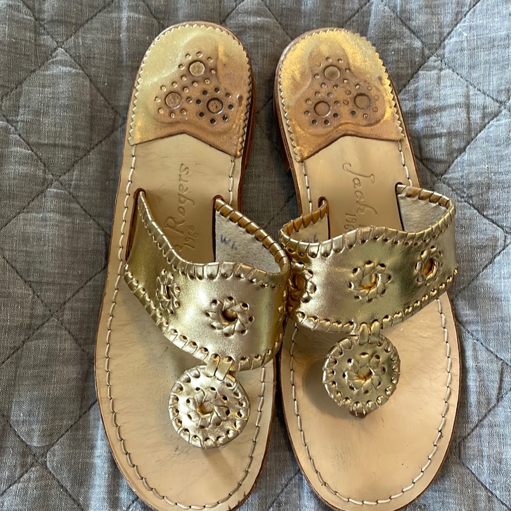 Jack Rogers Gold Hamptons flat sandal size 7
